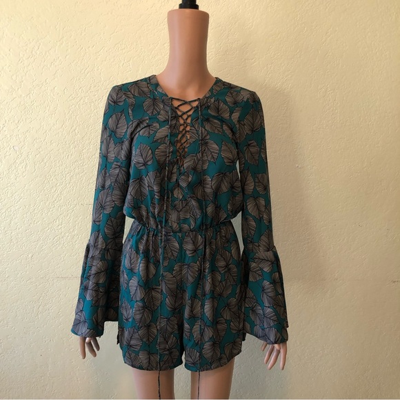 Mas Animale Overall Romper Women’s Size 36(XS/S) Green/Gray Long Flared Sleeves - Picture 15 of 16